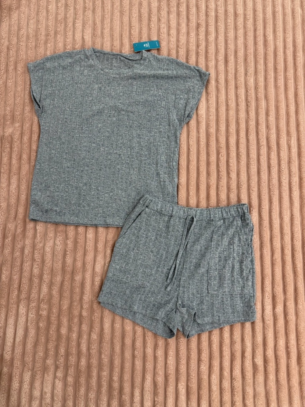 Cupshe NWT Cozy Ribbed Short Sleeve Top & Shorts Set